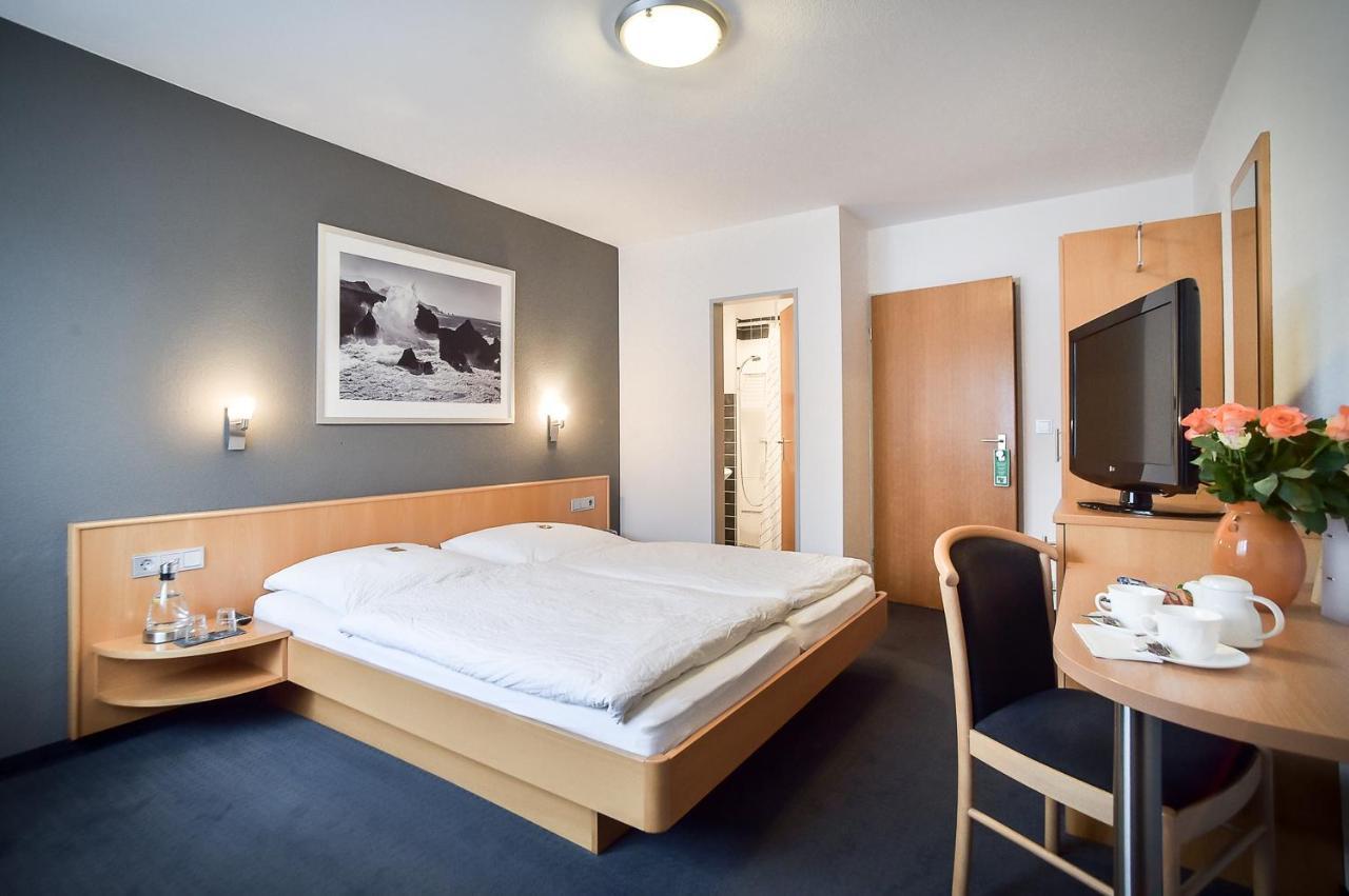 Hotel Mautner Airport Und Messehotel Stuttgart Exterior photo